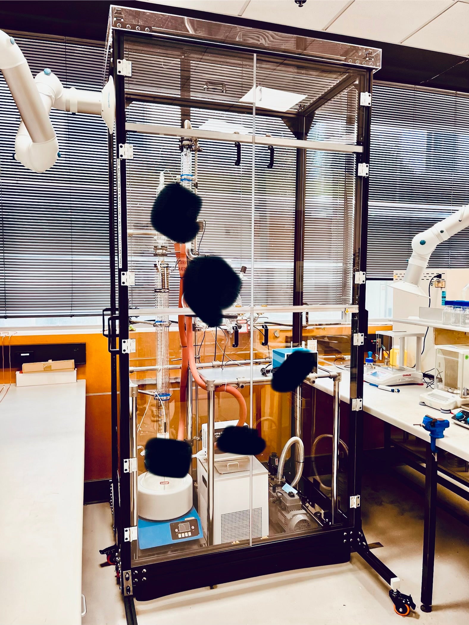 A Safety Enclosure Like No Other: Modular, Mobile and Built from T-Slot